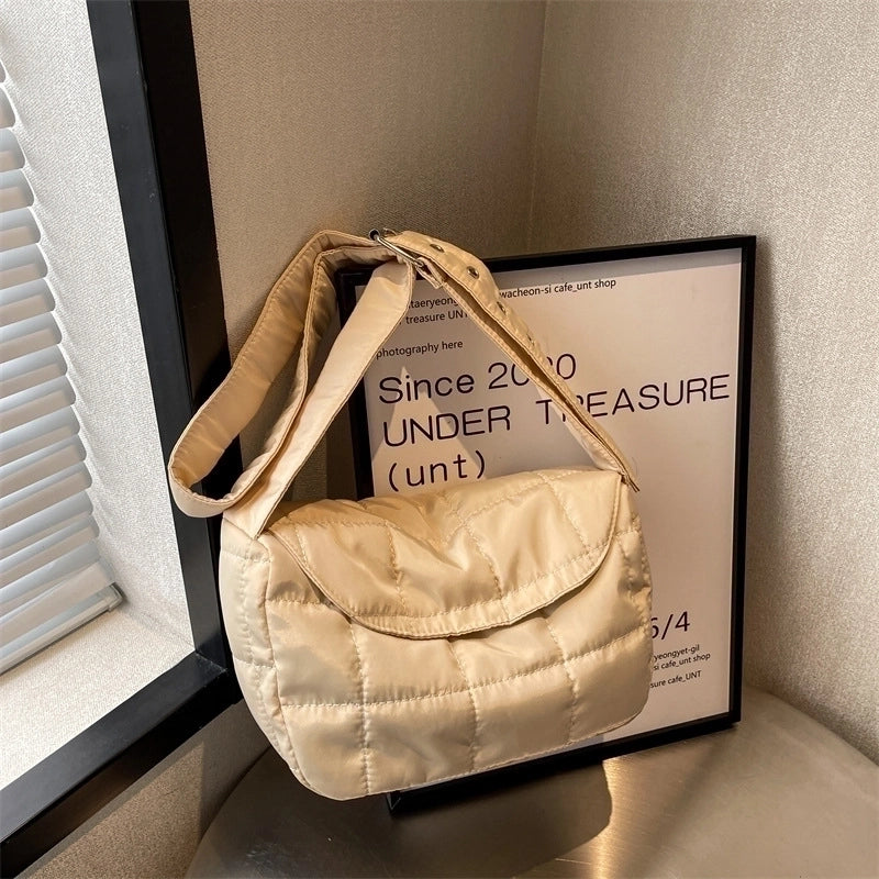 Women's Bag New Winter Fashion Trend Crossbody Bag Simple Portable Tote Bag Fashion Simple Shoulder Bag