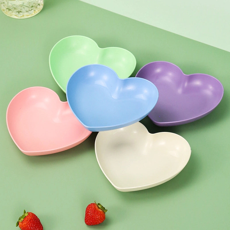Source Creative Thickened Plastic Peach Heart-shaped Bone-spitting Plate Dist Plate Fruit Plate Nut Snack Plate