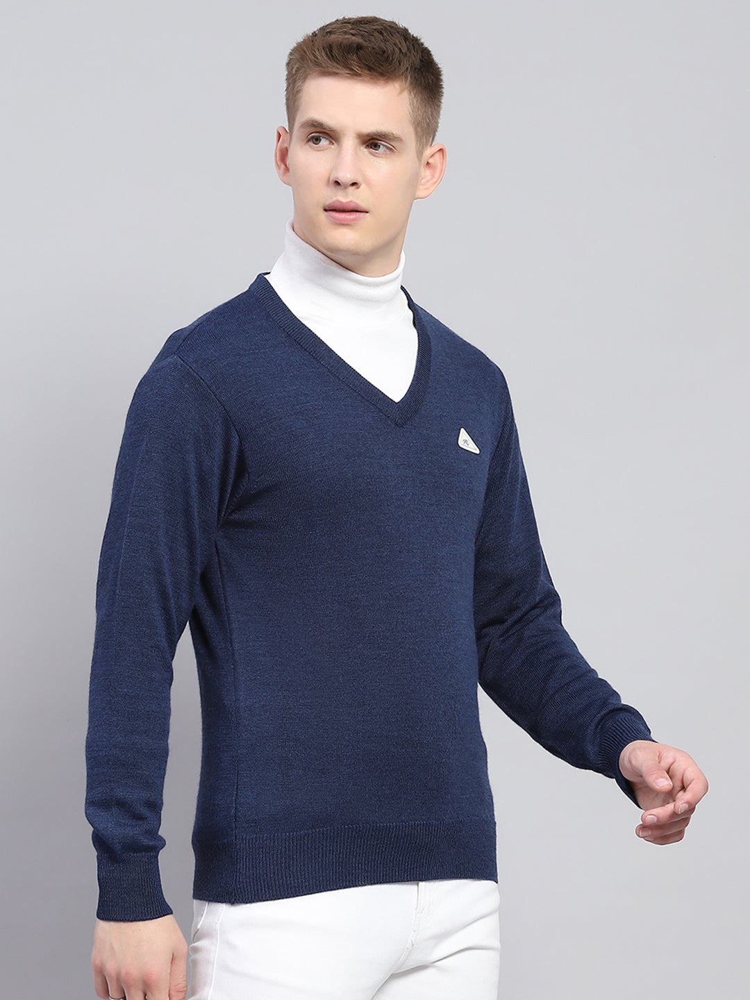 Men Navy Blue Solid V Neck Full Sleeve Pullover