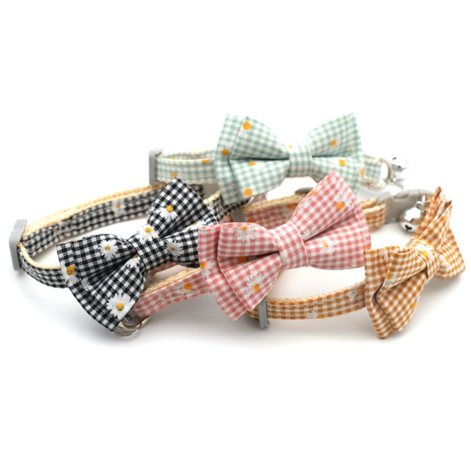 Pet Adjustable Bow Collar with Daisy Pattern