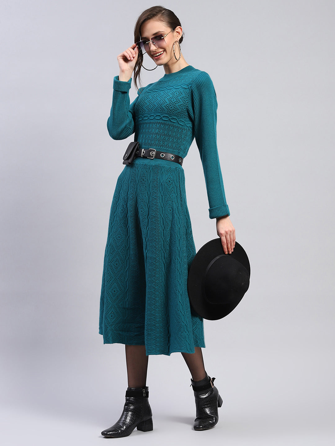 Women Green Self Design Round Neck Full Sleeve Dress