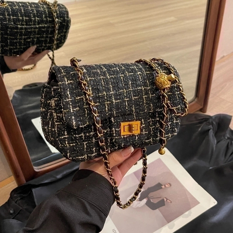 Women's Polyester Solid Color Classic Style Sewing Thread Square Lock Clasp Shoulder Bag
