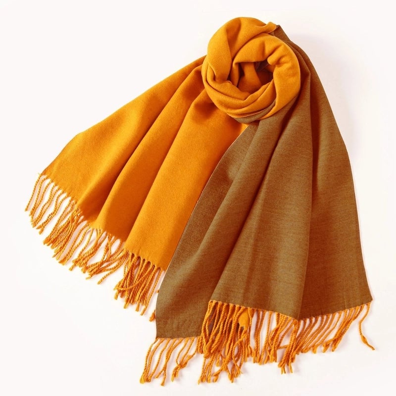 Women's Elegant Minimalist Color Block Imitation Dehaired Angora Tassel Scarf