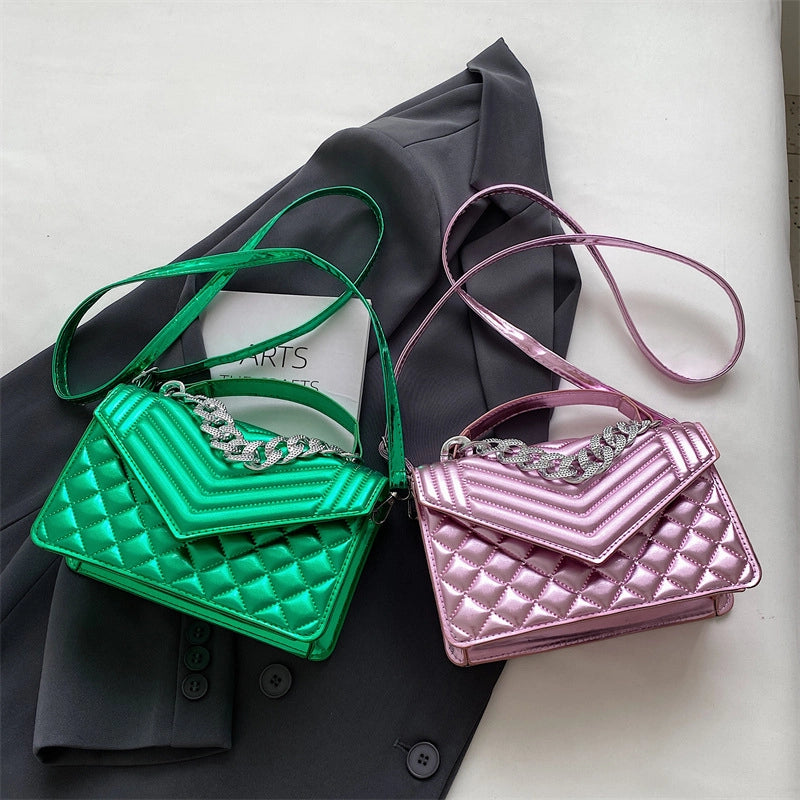 Women's Medium Pu Leather Solid Color Streetwear Magnetic Buckle Crossbody Bag