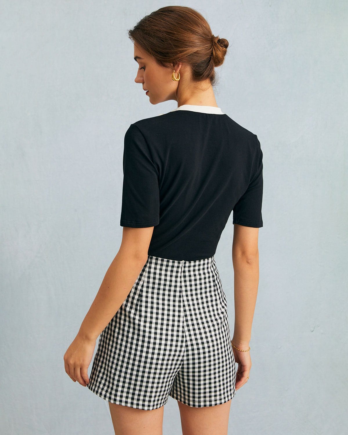 The Black Round Neck Colorblock Bowknot Top