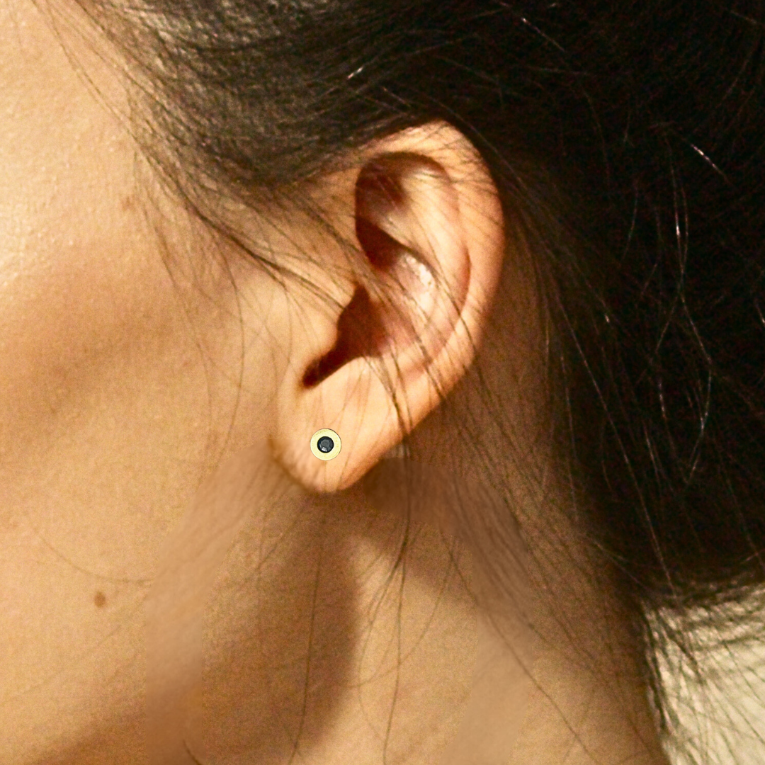 6mm framed black diamond studs - Gold