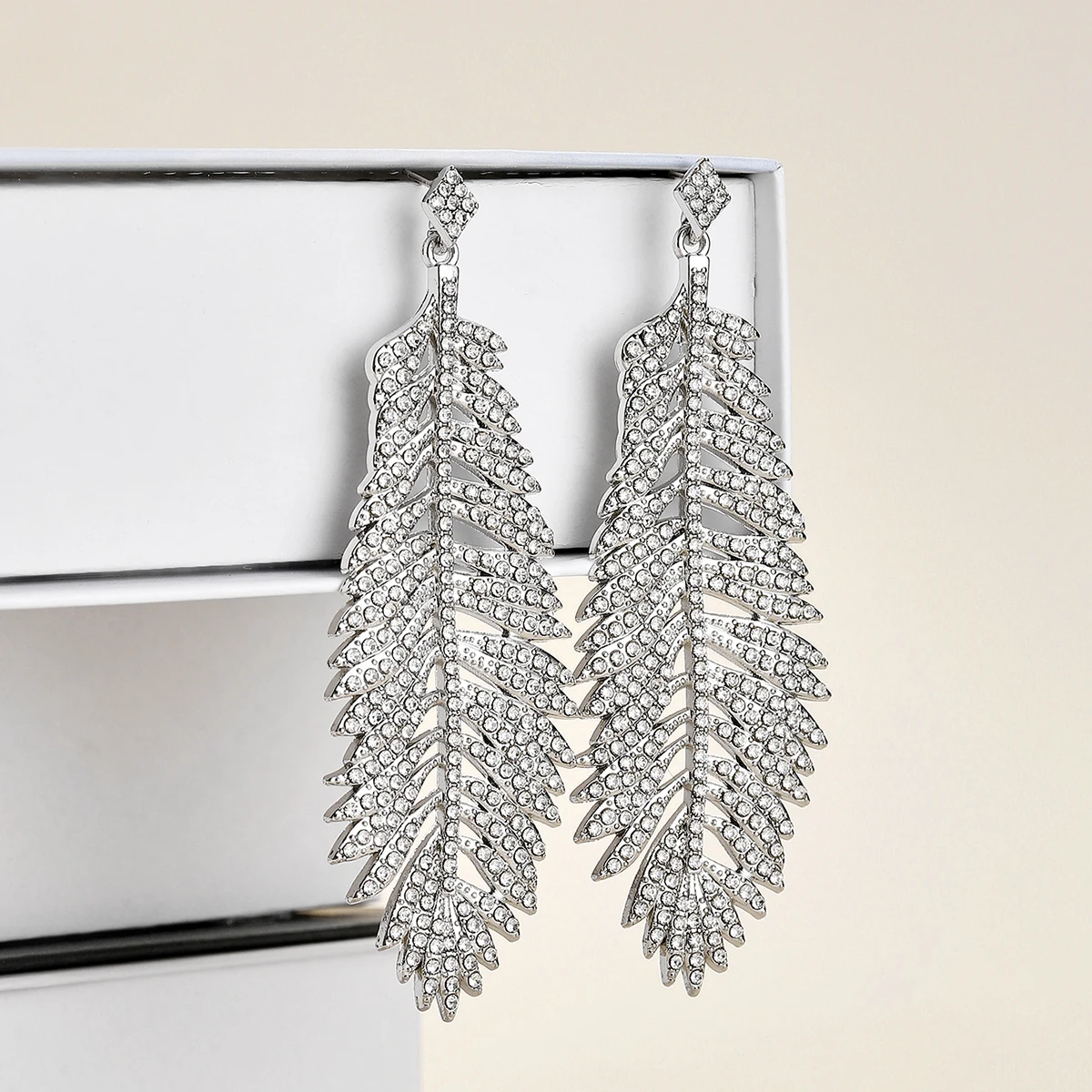 Creative Large Leaf and Rhinestone Pendant Earrings Fashion Women's Feather Jewelry