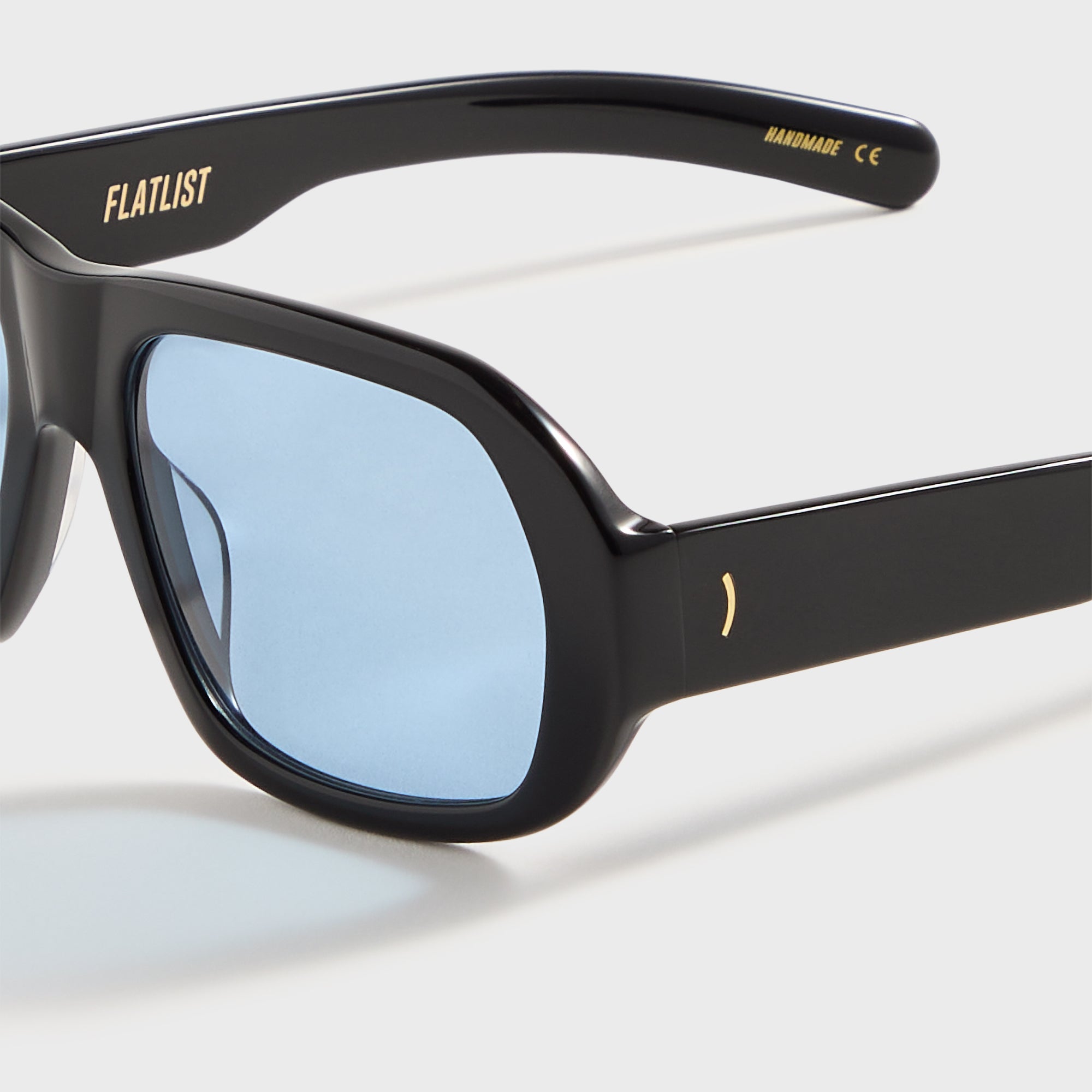 Flatlist Ford - Solid Black / Solid Blue Lens