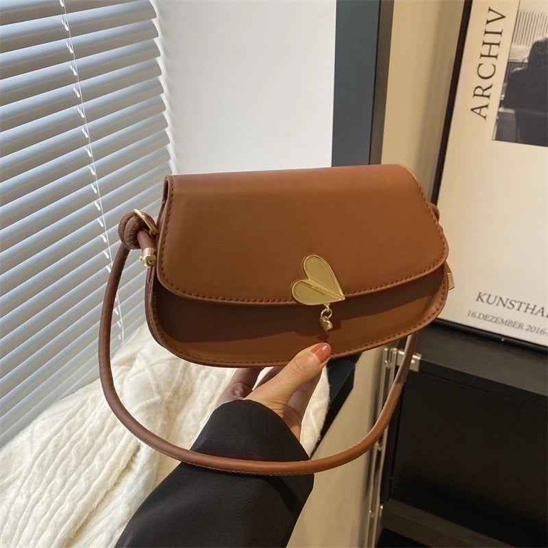 Women's Pu Leather Solid Color Vintage Style Classic Style Semicircle Lock Clasp Shoulder Bag
