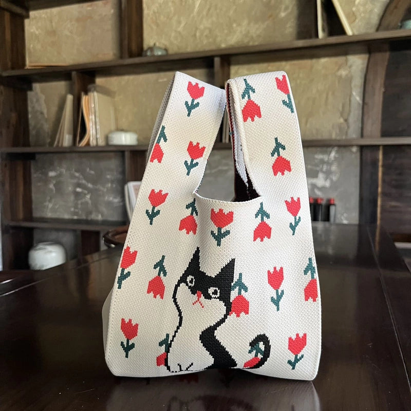 Women's Small Polyester Cartoon Heart Shape Basic Vintage Style Open Handbag