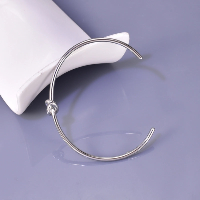 Vintage Style Round 304 Stainless Steel Titanium Steel 18K Gold Plated Bangle In Bulk