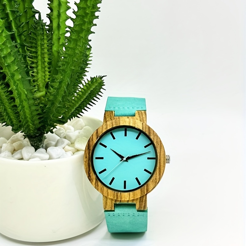 Cute Blue Men's Watch Simple Wooden Leather Strap Round Watch Pointer Casual Watches For Love