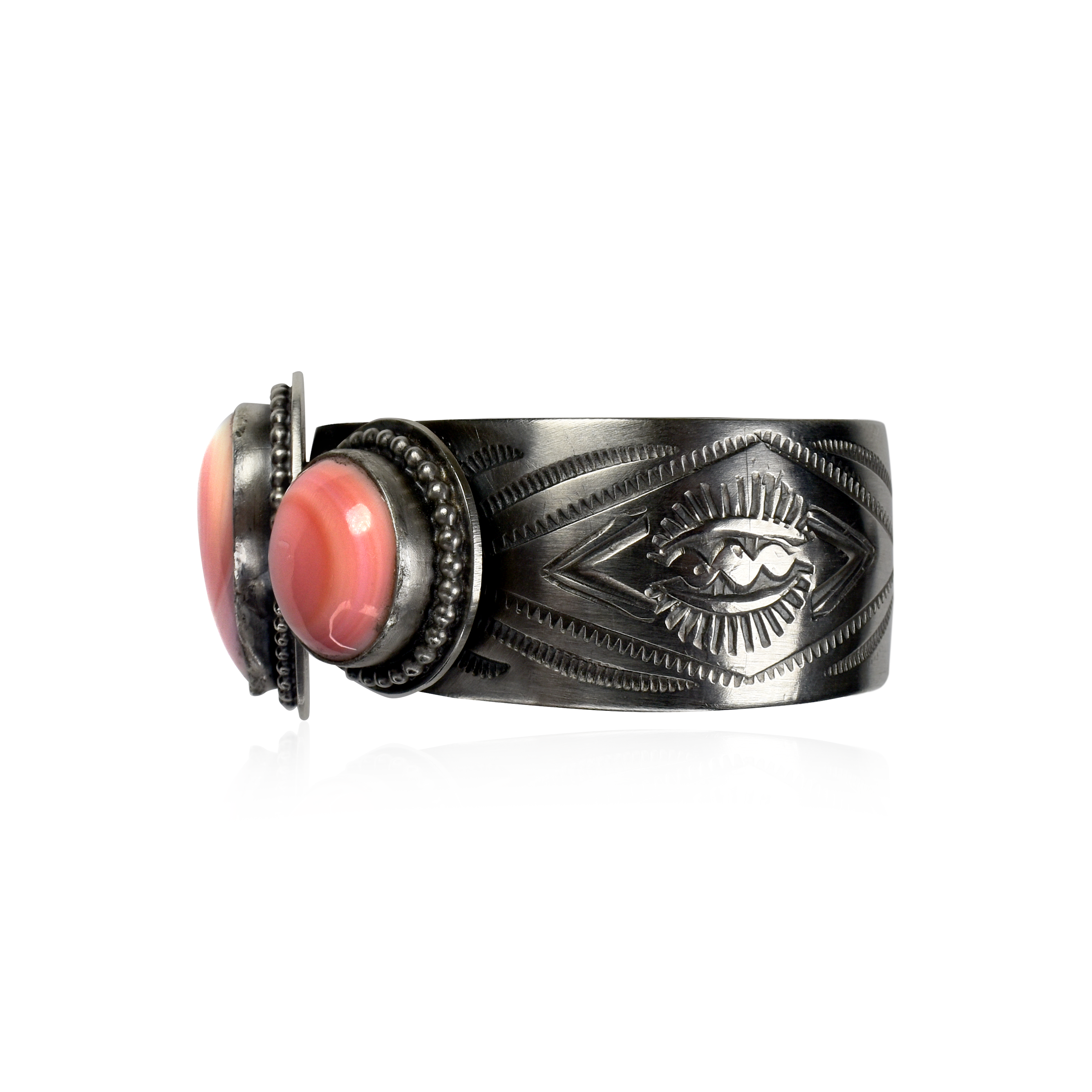 Three Stone Pink Conch Shell Heart Cuff