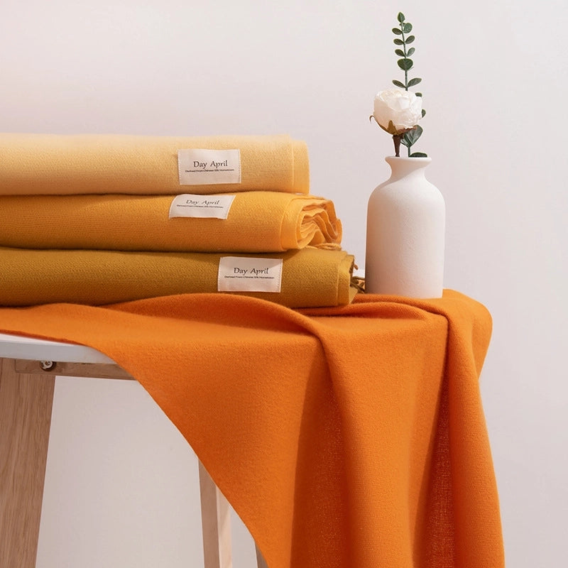 Women's Casual Minimalist Solid Color Polyester Tassel Scarf