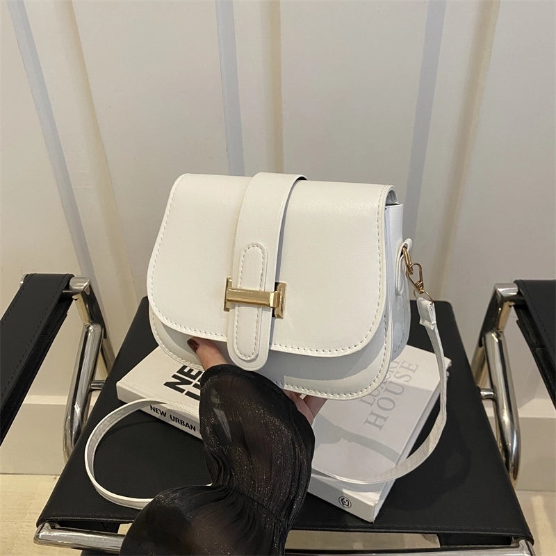 Women's Medium Pu Leather Solid Color Vintage Style Classic Style Semicircle Flip Cover Crossbody Bag