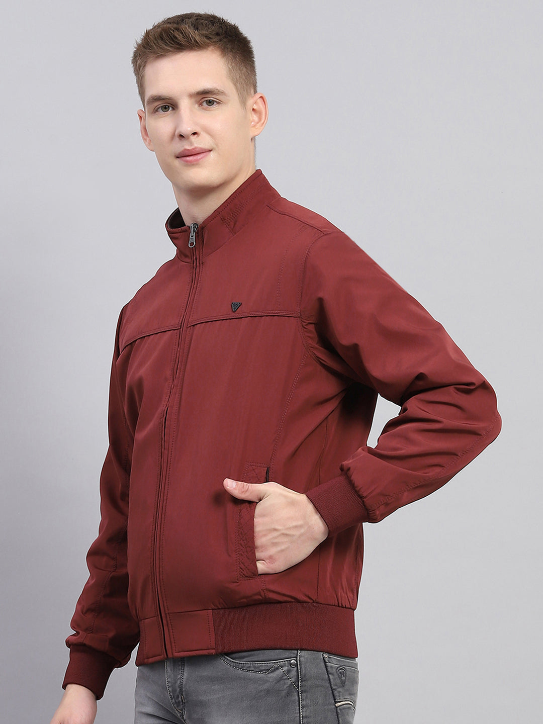 Men Maroon Solid Mock Neck Full Sleeve Jacket