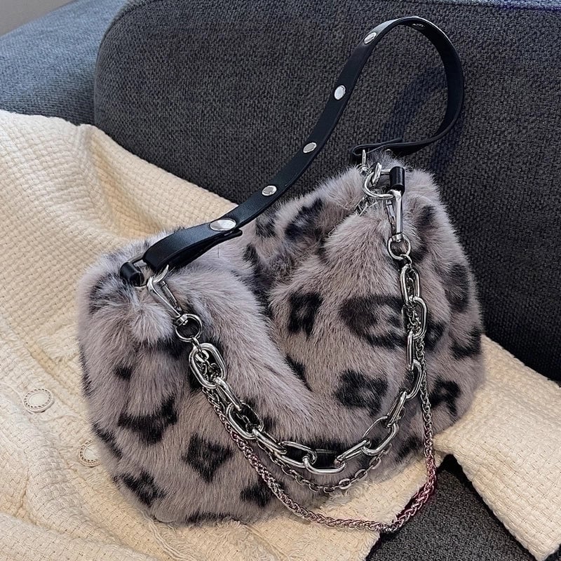 Small Plush Vintage Style Square Bag