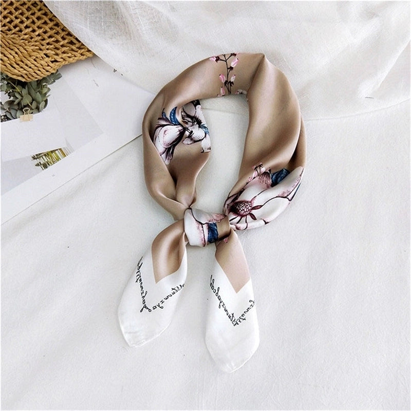 Women's Minimalist Printing Satin Silk Scarf