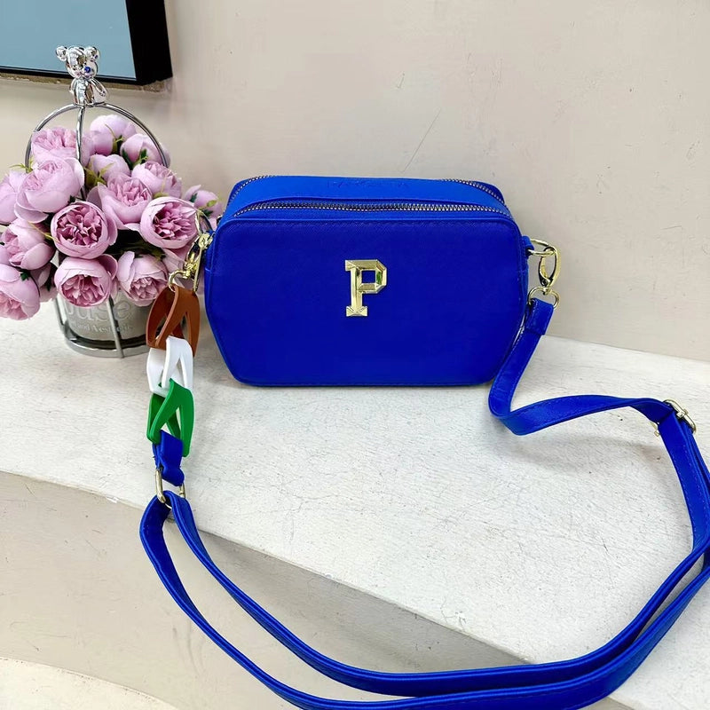 Women's Medium Pu Leather Letter Solid Color Classic Style Streetwear Square Zipper Crossbody Bag