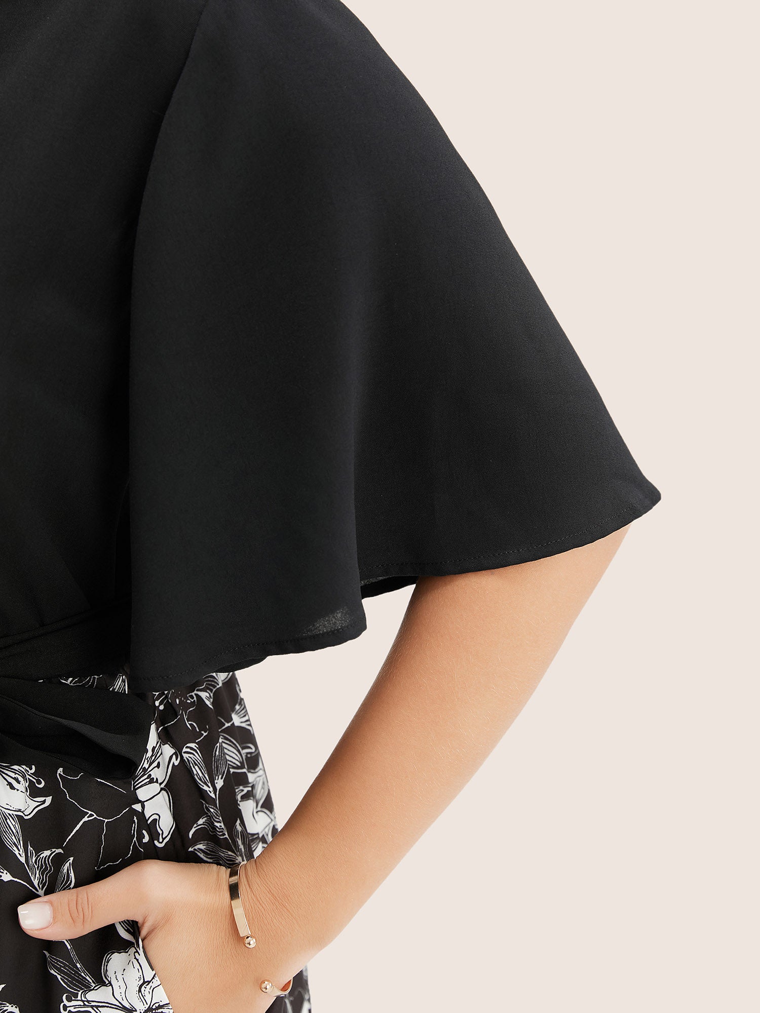 Floral Patchwork Pocket Belt Surplice Neck Ruffle Hem Dress