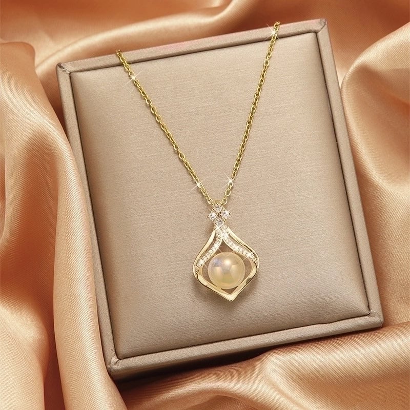 3 Pieces Lady Heart Shape Flower Titanium Steel Plating Inlay Zircon Gold Plated Pendant Necklace