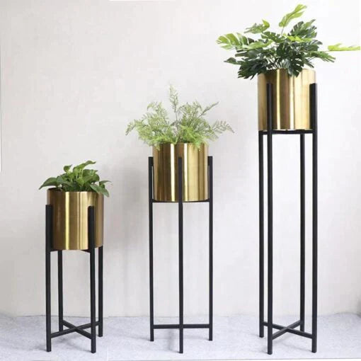 High Class Planter Set of 3 With Arrangement.