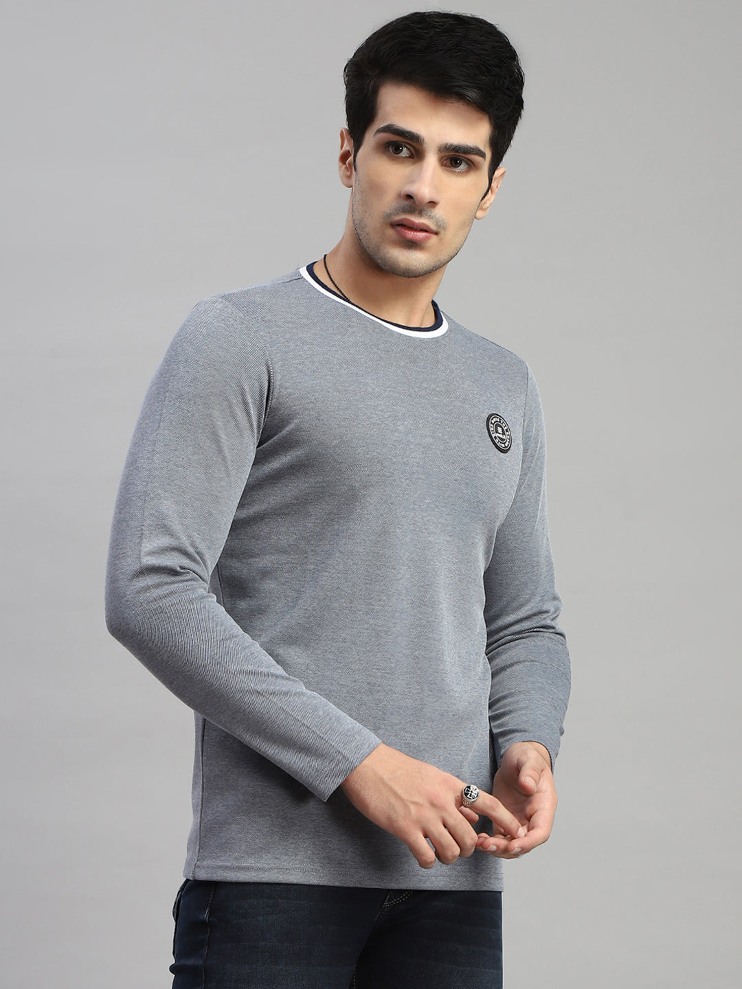 Men Grey Solid Round Neck Full Sleeve T-Shirt