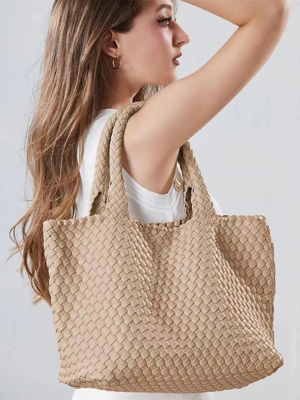 Women's Large Pu Leather Solid Color Vintage Style Streetwear Weave Square Magnetic Buckle Shoulder Bag