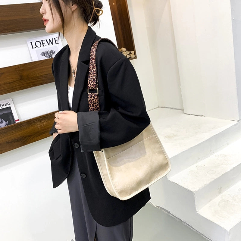 Women's Medium Pu Leather Solid Color Leopard Streetwear Zipper Crossbody Bag