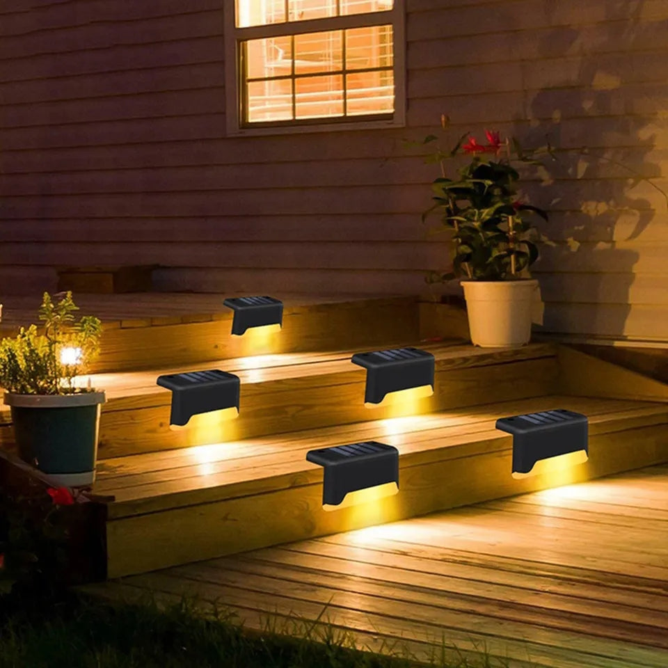 PACK OF 4 WATER PROOF OUTDOOR STAIRS SOLAR LED