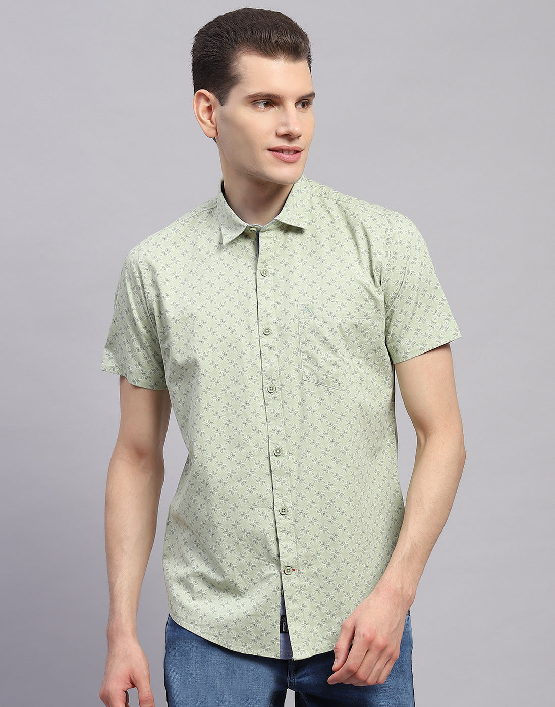 Men Green Printed Collar Half Sleeve Shirt