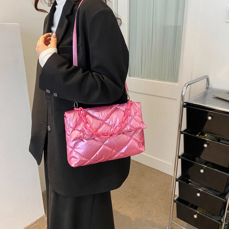 Women's Medium Special Solid Color Lingge Streetwear Magnetic Buckle Crossbody Bag