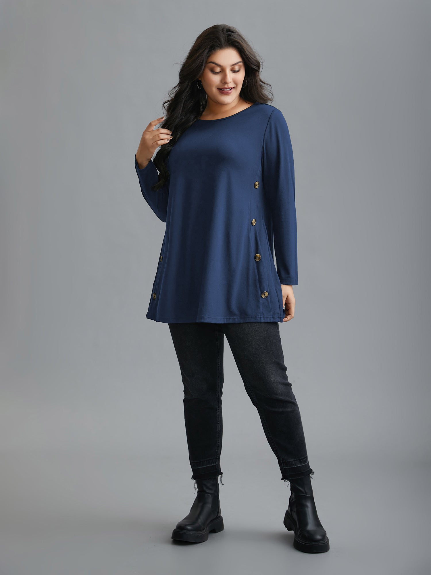 Round Neck Button Slim-Fit Knit Top