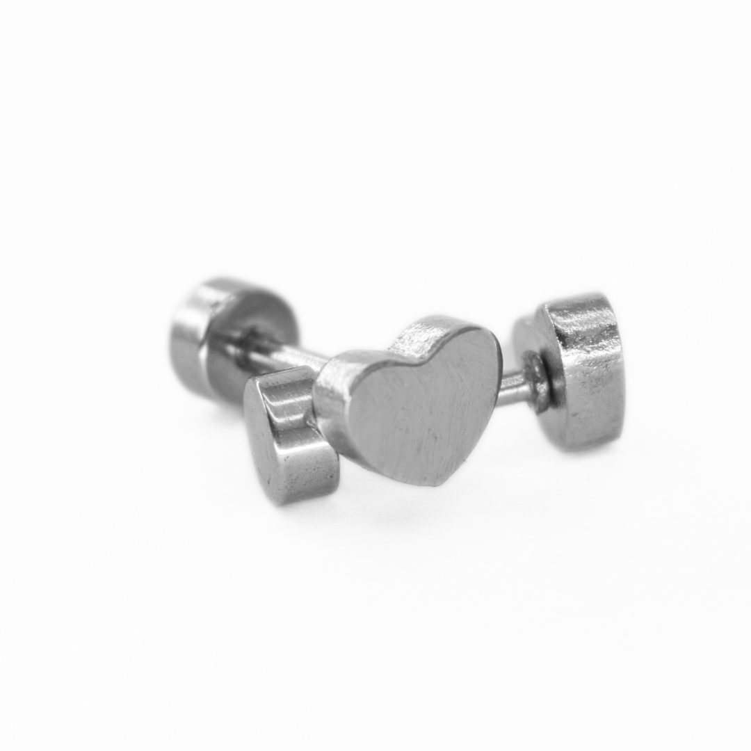 6mm Heart studs - Silver