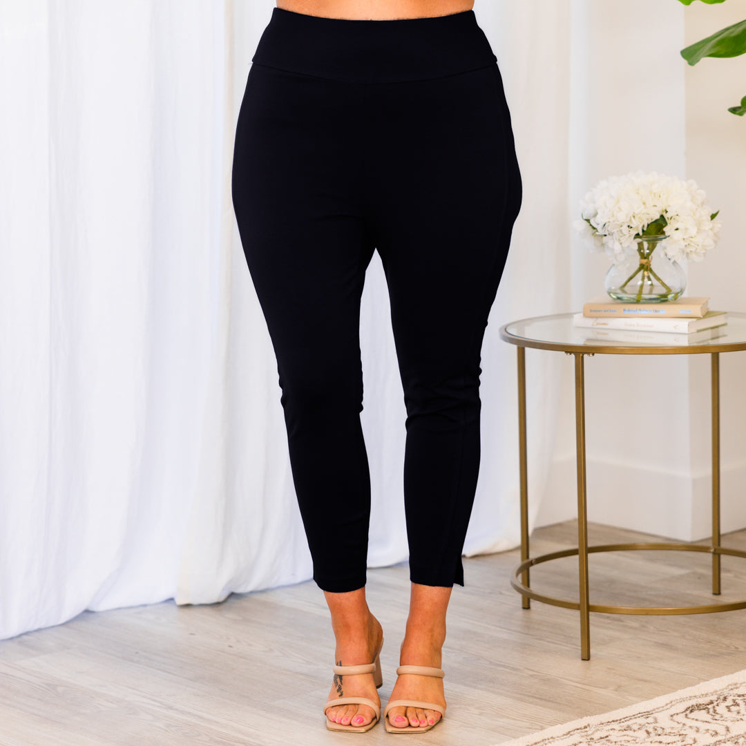 Strut Your Style Pants. Black