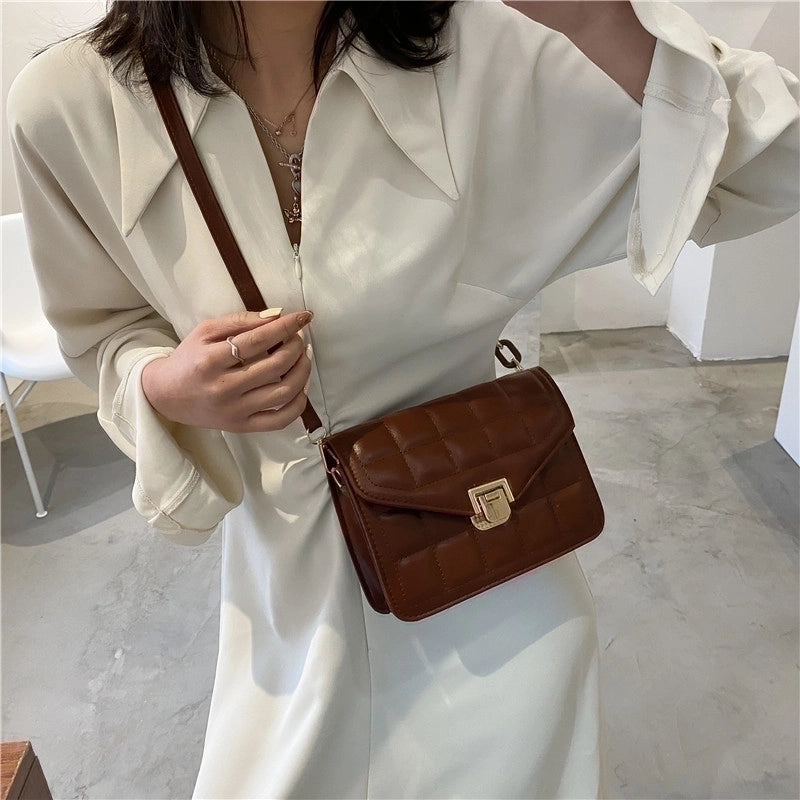 Women's Pu Leather Solid Color Streetwear Square Flip Cover Shoulder Bag Crossbody Bag Square Bag