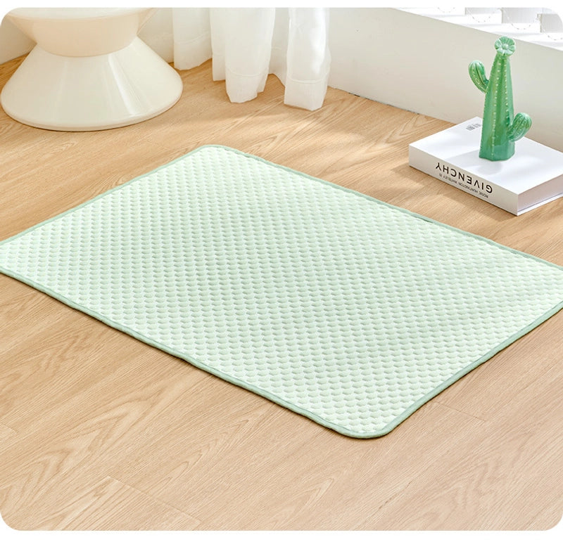Summer Pet Ice Silk Pad Cooling And Cooling Dog Pad Cat Pad Portable Car Home Cold Pad Breathable Sleeping Pad Mattress