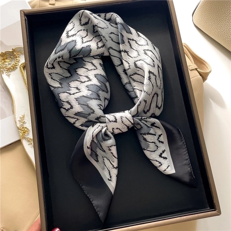 Women's Elegant Minimalist Color Block Polyester Printing Silk Scarf