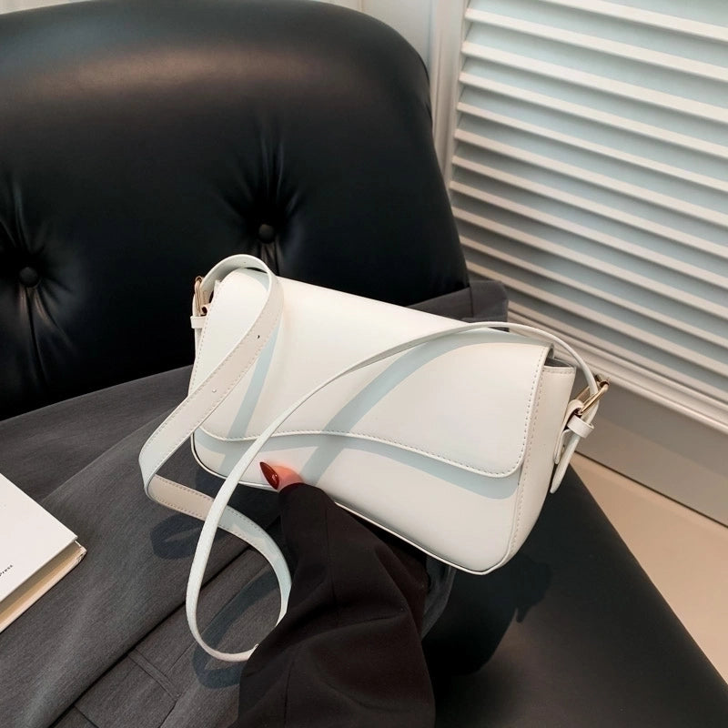 Women's Pu Leather Solid Color Streetwear Square Magnetic Buckle Shoulder Bag Crossbody Bag