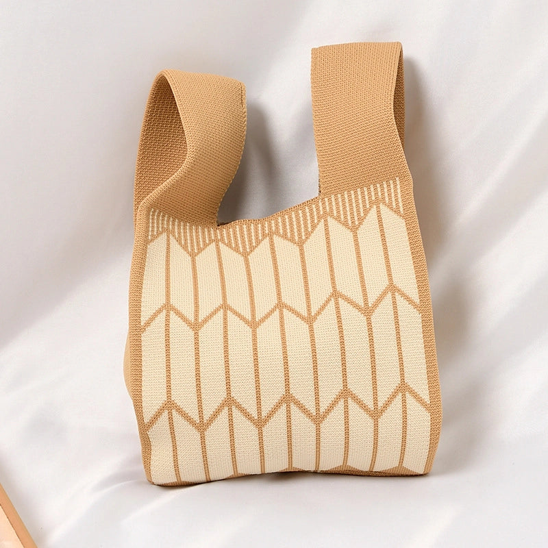Women's Small Polyester Geometric Streetwear Open Tote Bag
