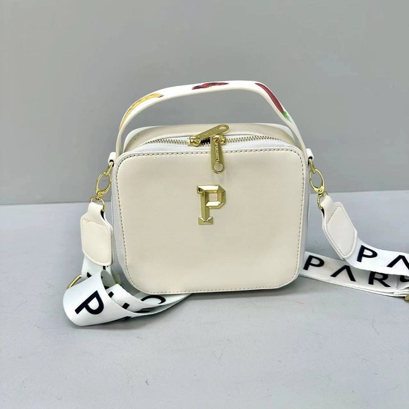 Women's Medium Pu Leather Letter Solid Color Classic Style Streetwear Square Zipper Square Bag