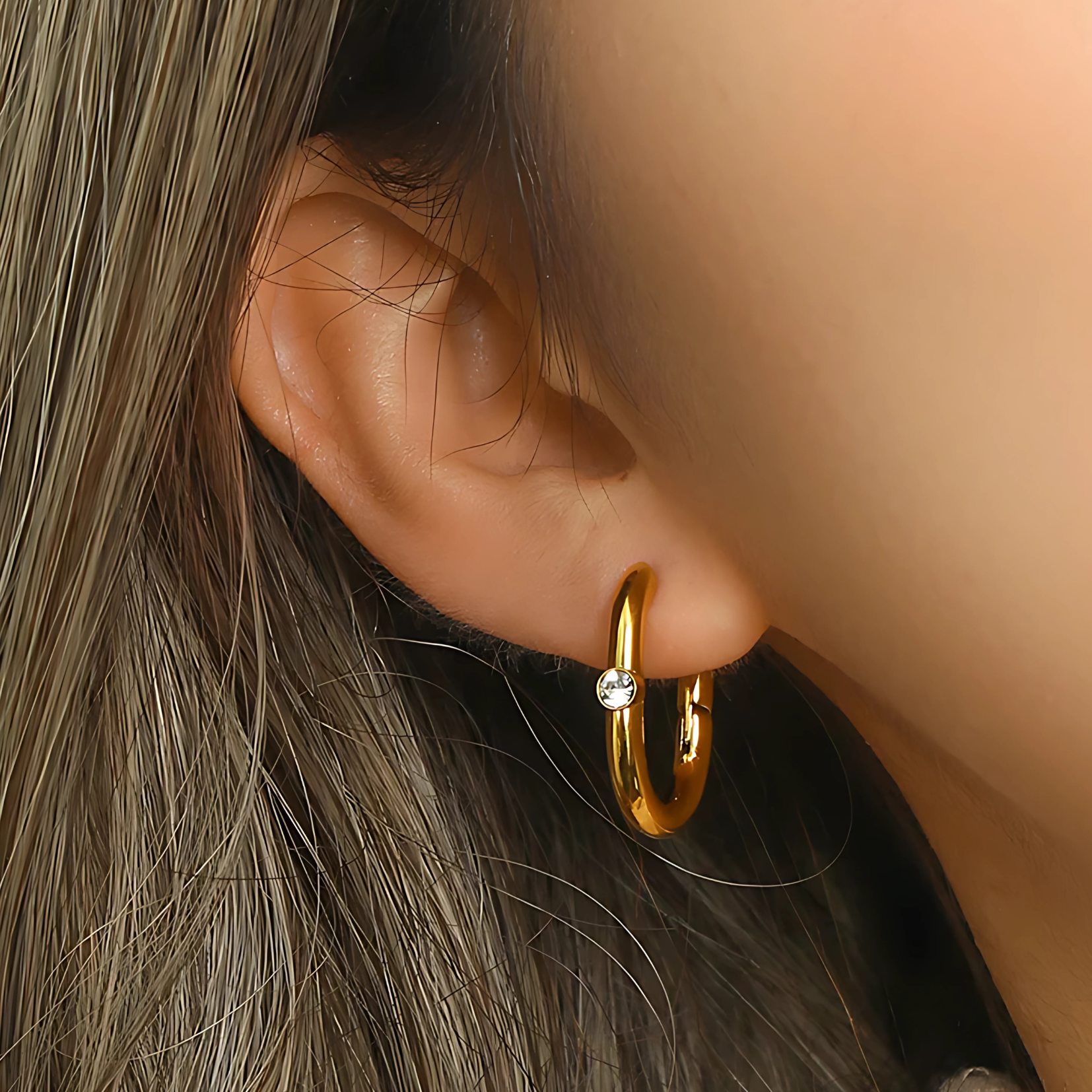 Bold diamond style hoops - Gold