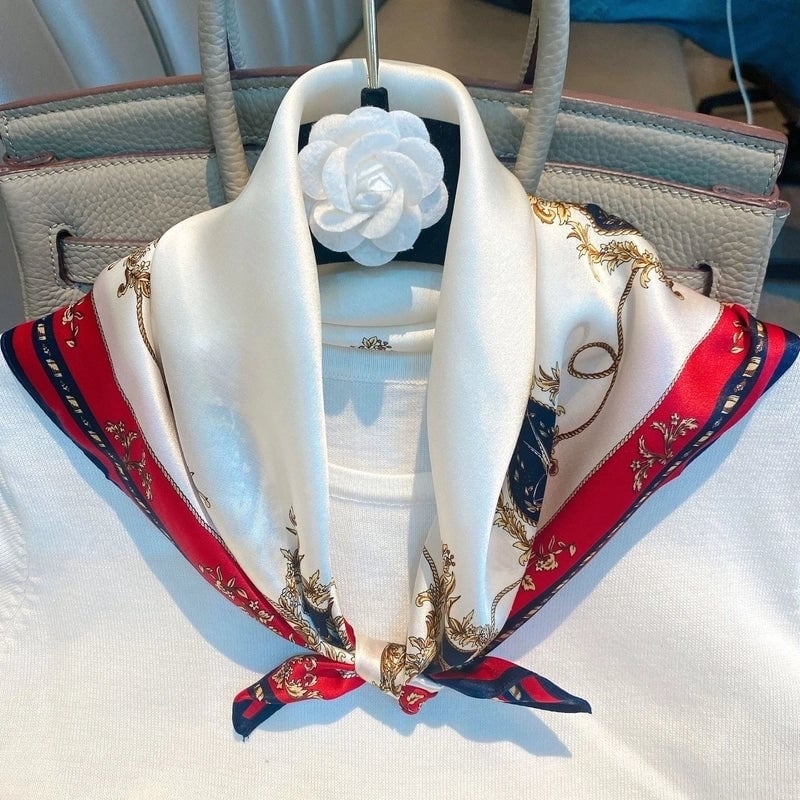 Women's Minimalist Classic Style Color Block Silk Printing Silk Scarf