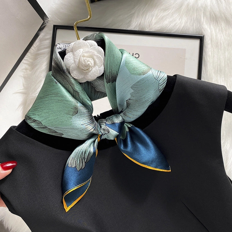 Women's Elegant Basic Flower Silk Printing Silk Scarf