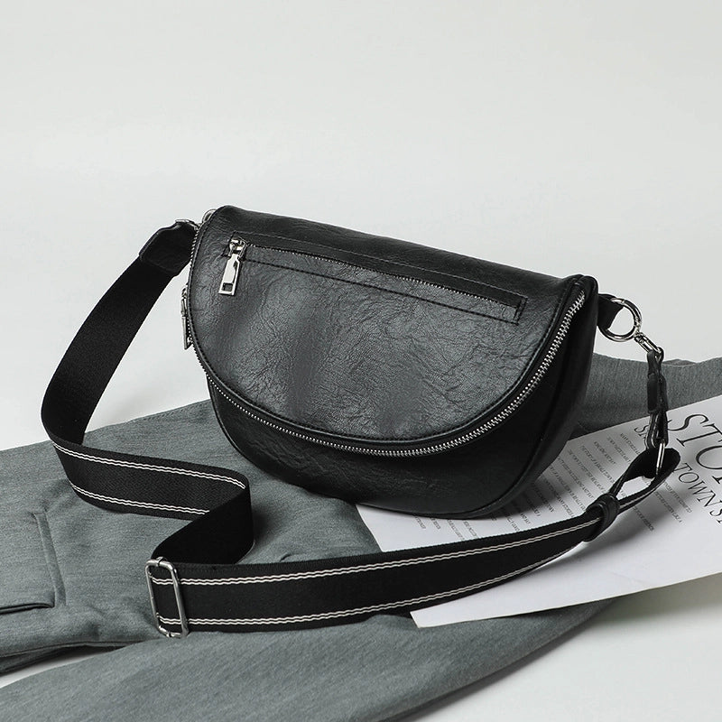 Women's Medium Pu Leather Solid Color Streetwear Square Flip Cover Cloud Shape Bag