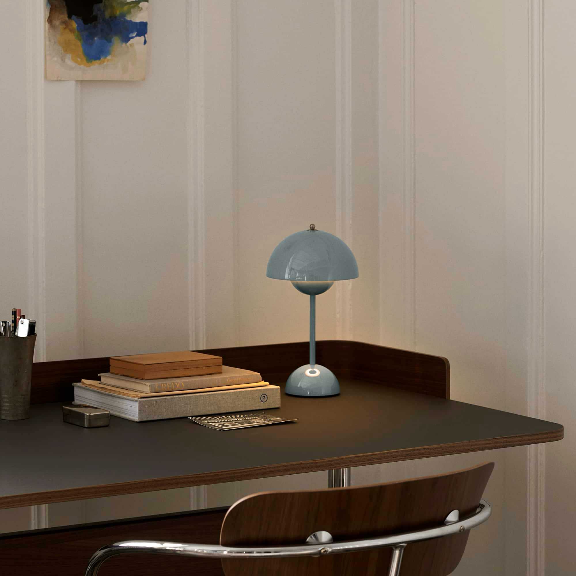 VP9 Portable Table Lamp. stone blue