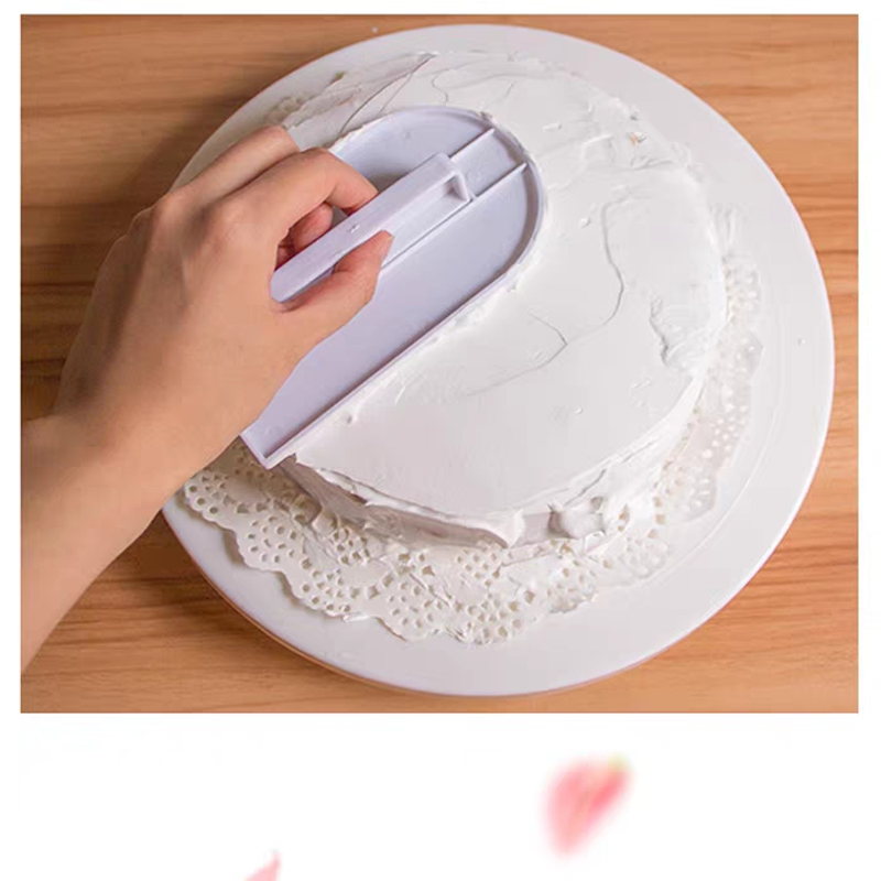 Cream Fondant Cake Trowel