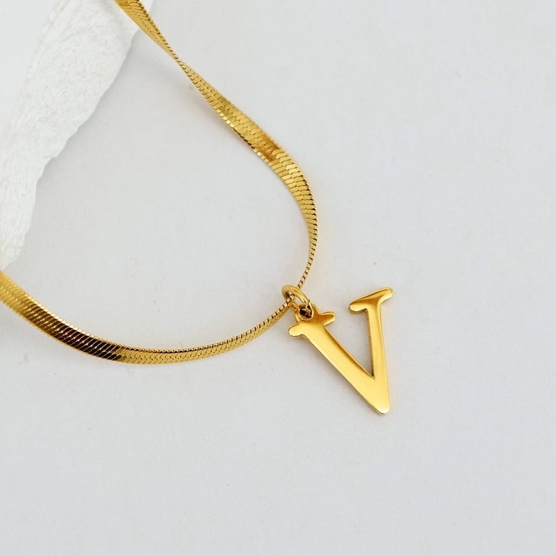 304 Stainless Steel 18K Gold Plated Luxurious Commute Letter Pendant Necklace