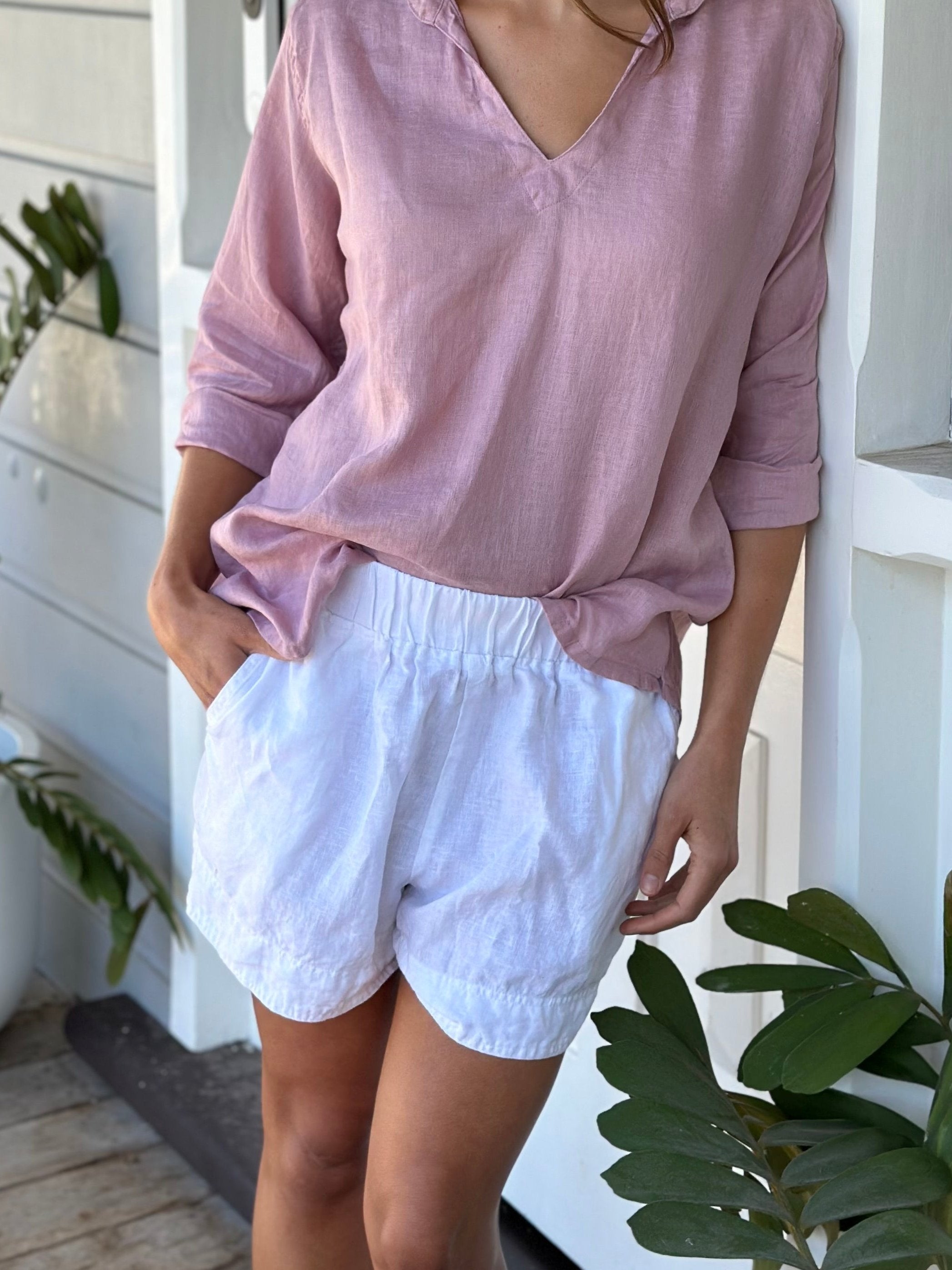 abbey short - white linen