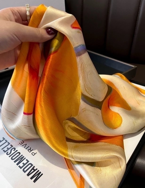 Women's Elegant Flower Silk Flowers Silk Scarf